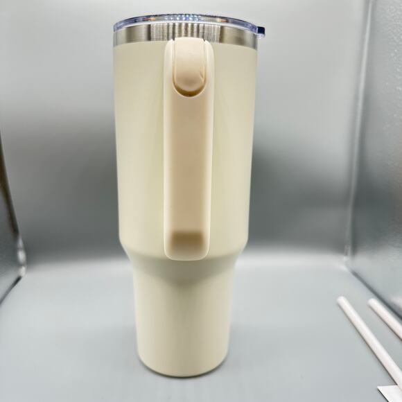 CRAVE 40 Oz Insulated Large Capacity Cup Tumbler Handle Straws - Ivory - Picture 4 of 9